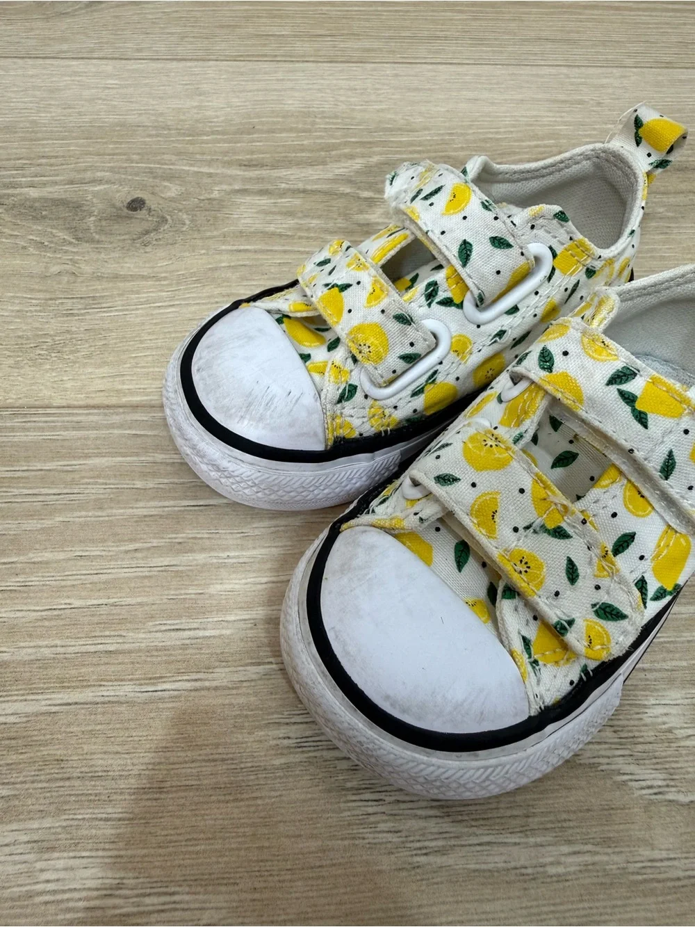 Converse Lemon Print Sneakers